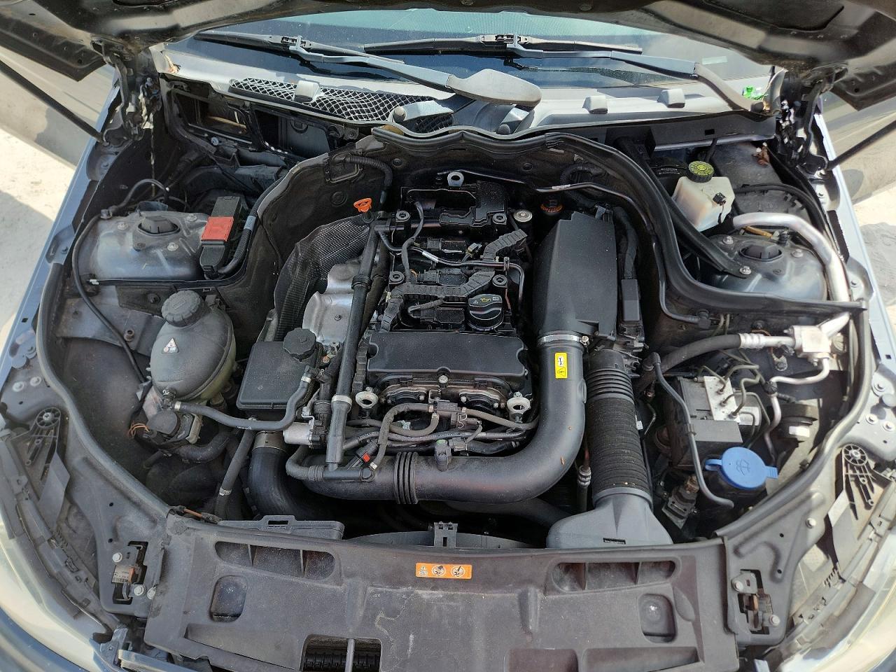 2013 Mercedes-Benz C 250 - zdjęcie 11