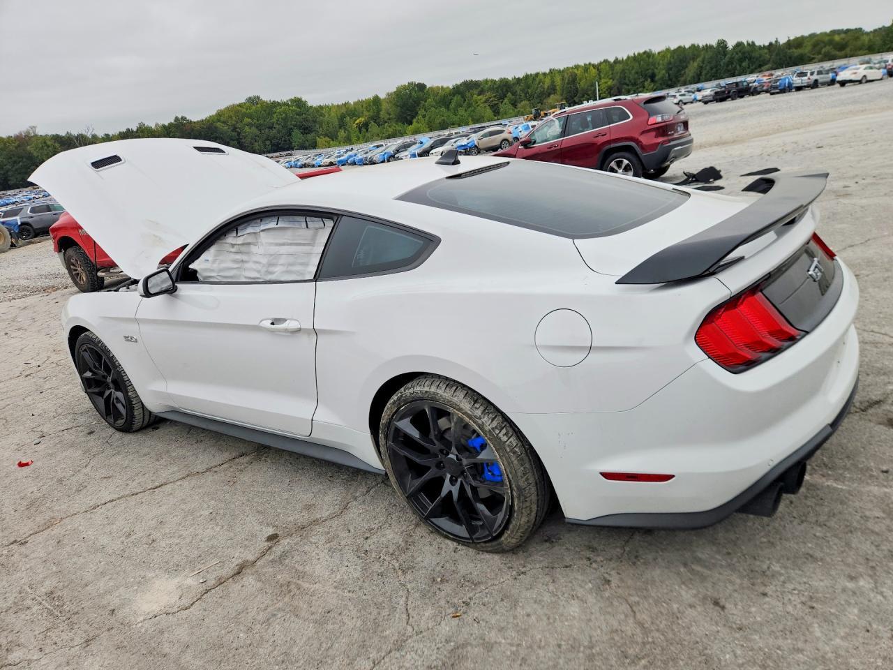 2021 Ford Mustang Gt - zdjęcie 2