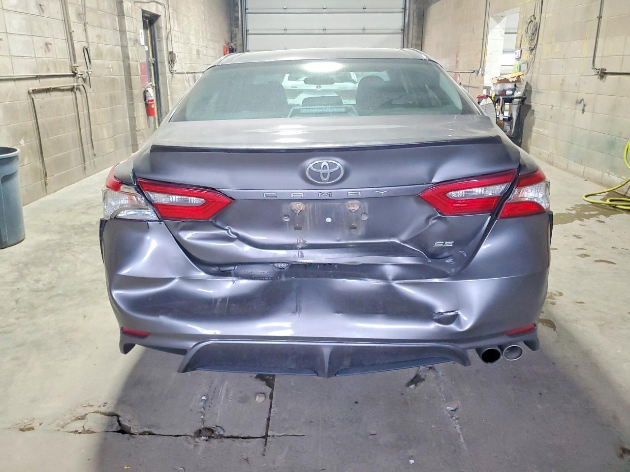 2018 Toyota Camry Se - zdjęcie 6