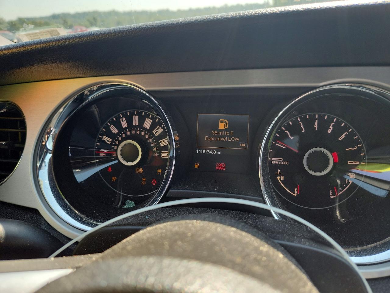 2014 Ford Mustang - zdjęcie 9