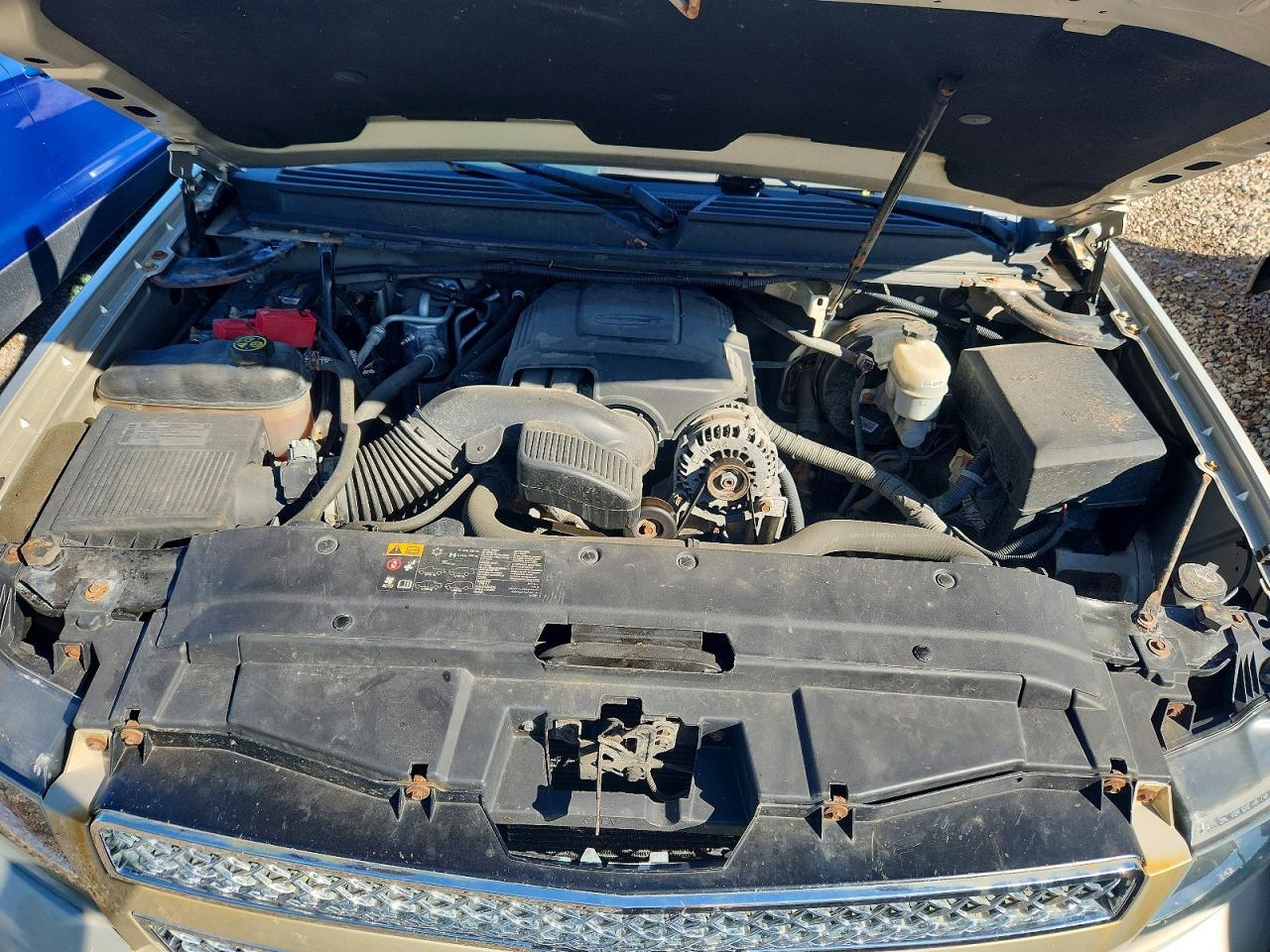 2013 Chevrolet Suburban Lt - zdjęcie 12