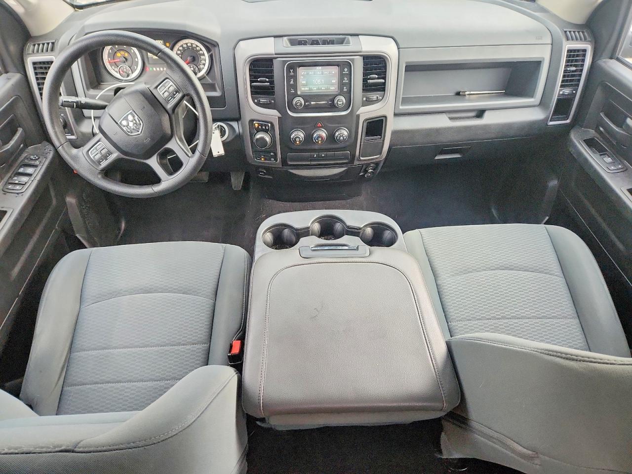 2014 Ram 1500 St - zdjęcie 8