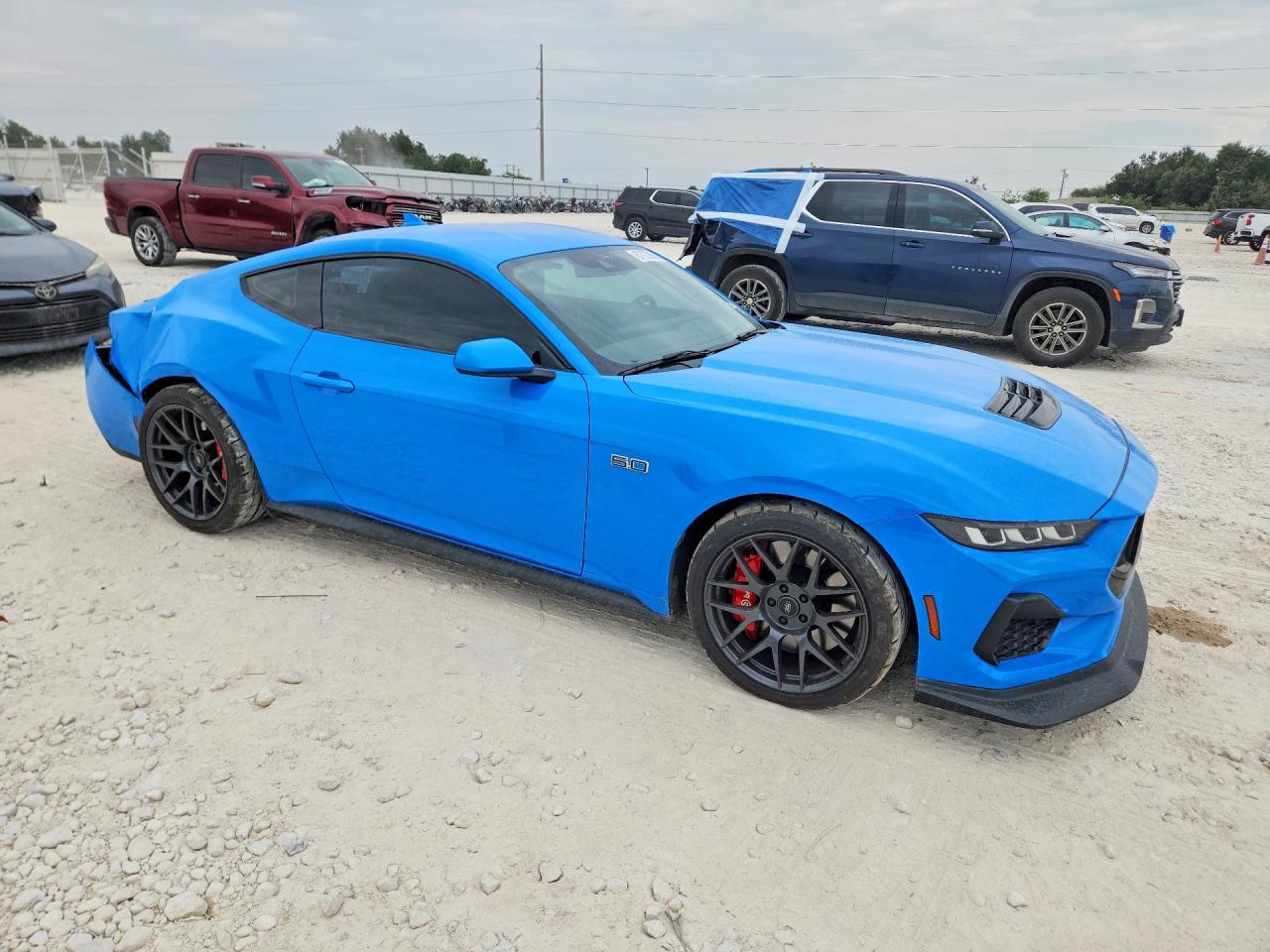 2024 Ford Mustang Gt - zdjęcie 4