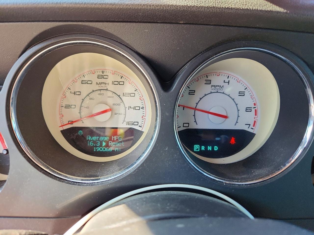 2013 Dodge Challenger R/T - zdjęcie 9