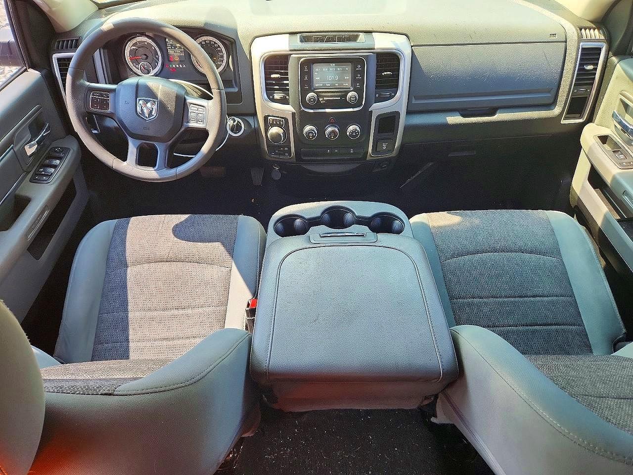2019 Ram 1500 Classic Slt - zdjęcie 8