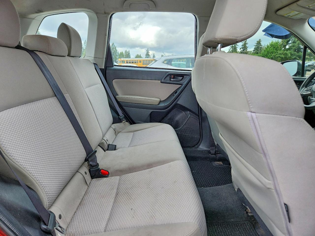 2016 Subaru Forester 2.5I - zdjęcie 11
