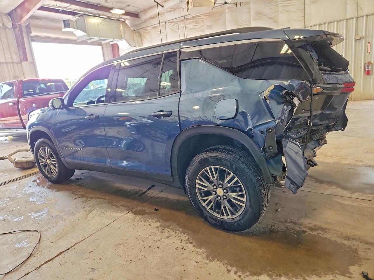 2024 Chevrolet Traverse Lt - zdjęcie 2