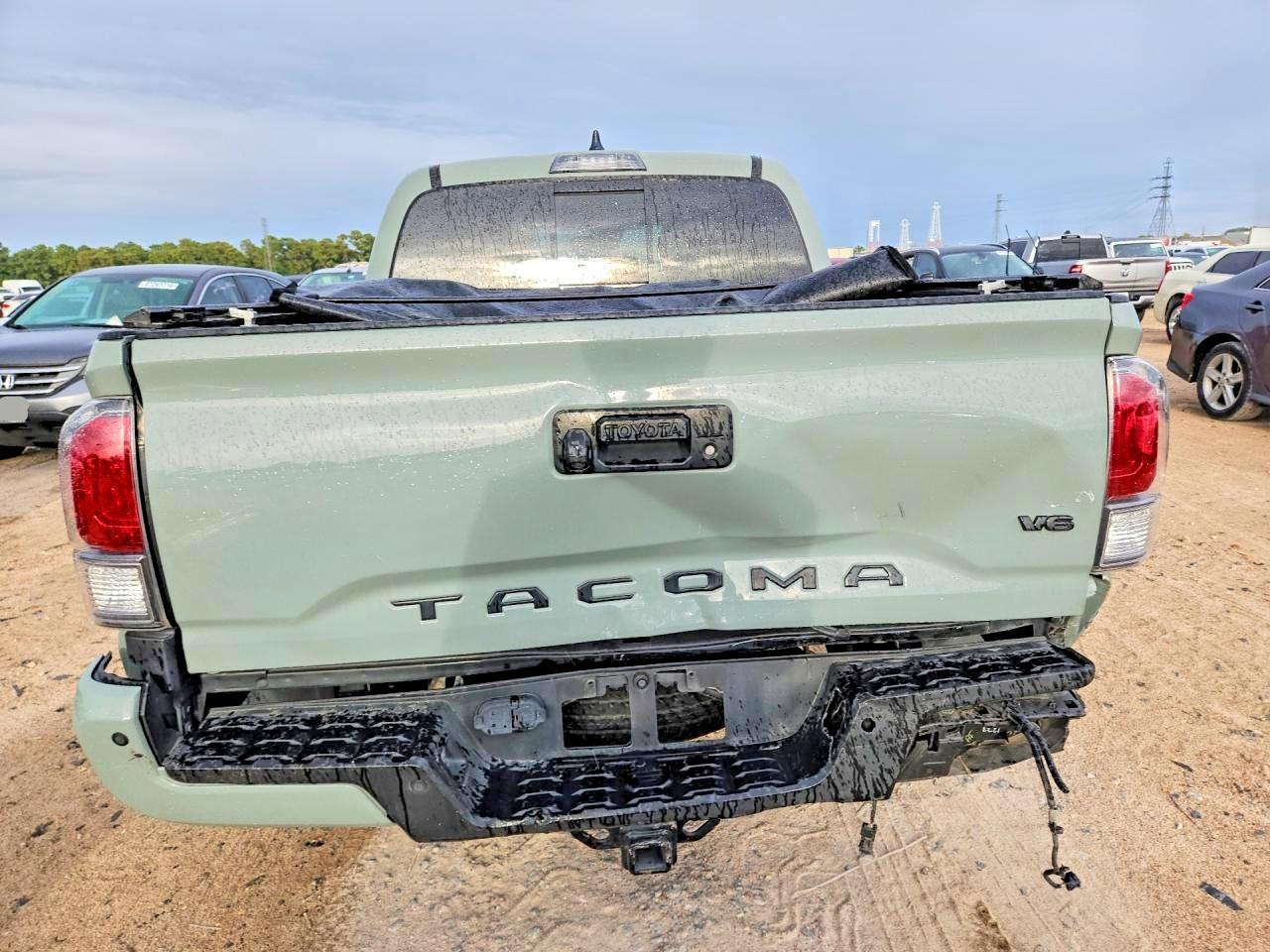 2022 Toyota Tacoma Double Cab - zdjęcie 6
