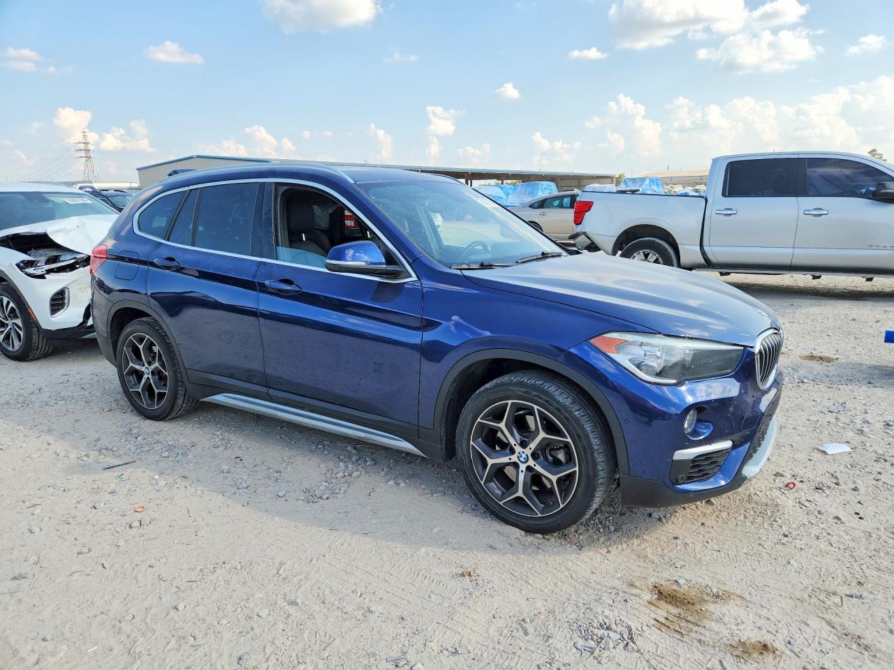 2018 BMW X1 Sdrive28I - zdjęcie 4