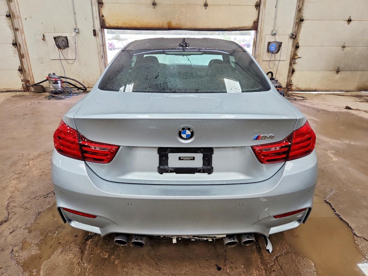 2015 BMW M4 - zdjęcie 6