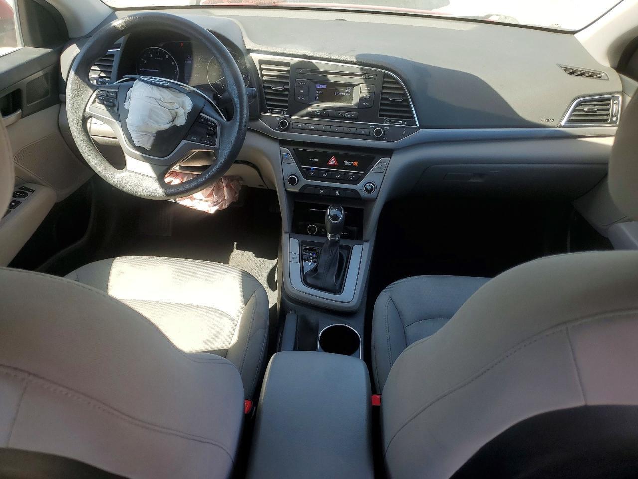 2017 Hyundai Elantra Se - zdjęcie 8