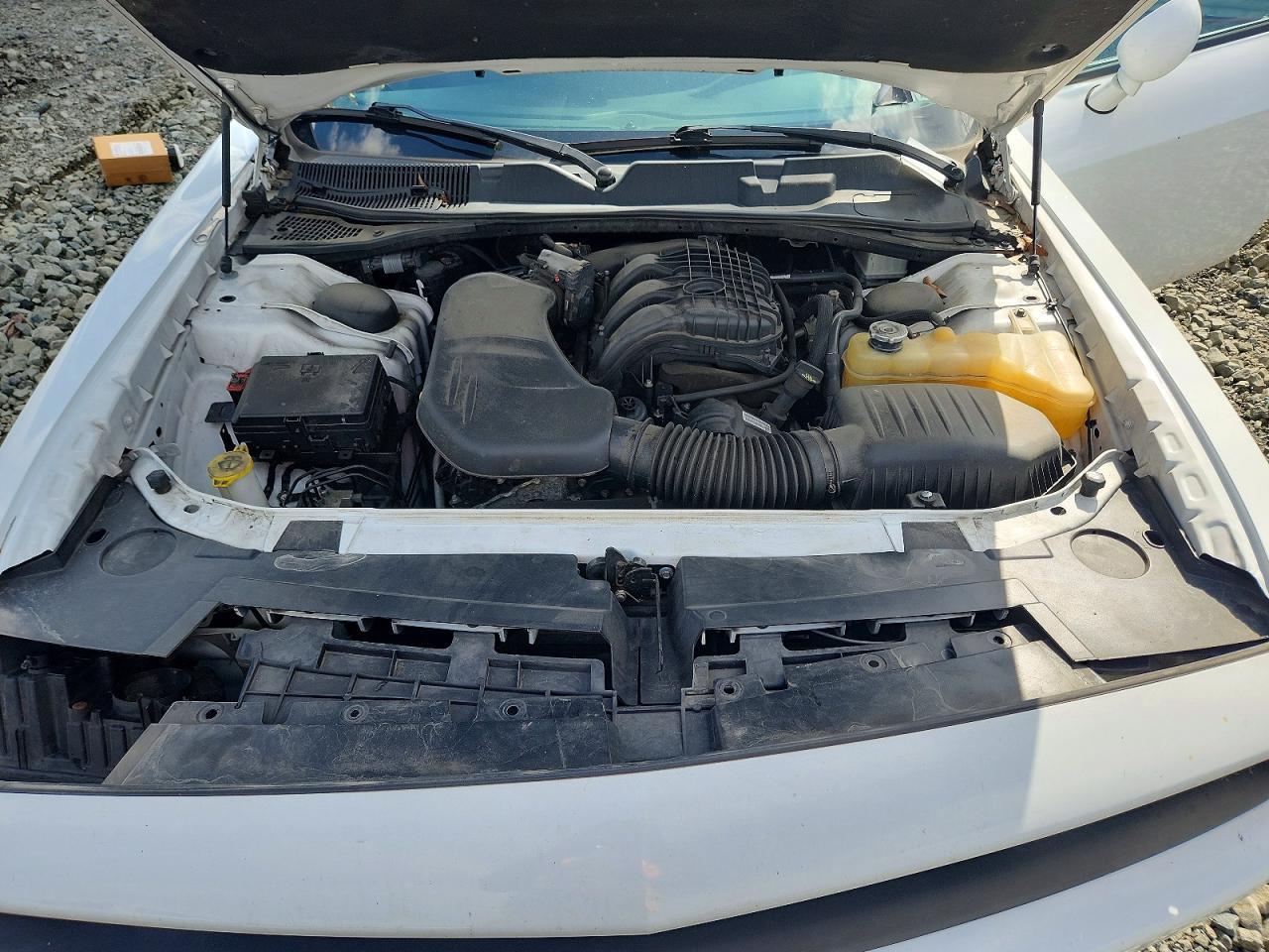 2017 Dodge Challenger - zdjęcie 11