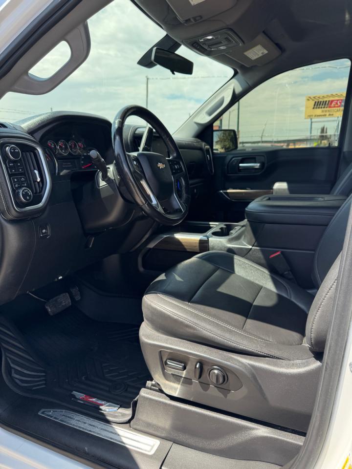 2021 Chevrolet Silverado K1500 Rst - zdjęcie 11