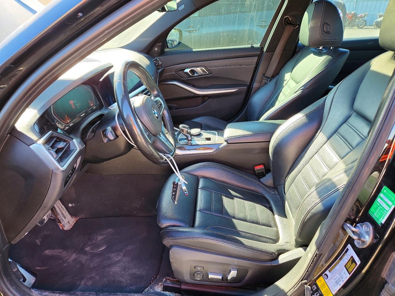 2020 BMW Seria 3 330i - zdjęcie 7