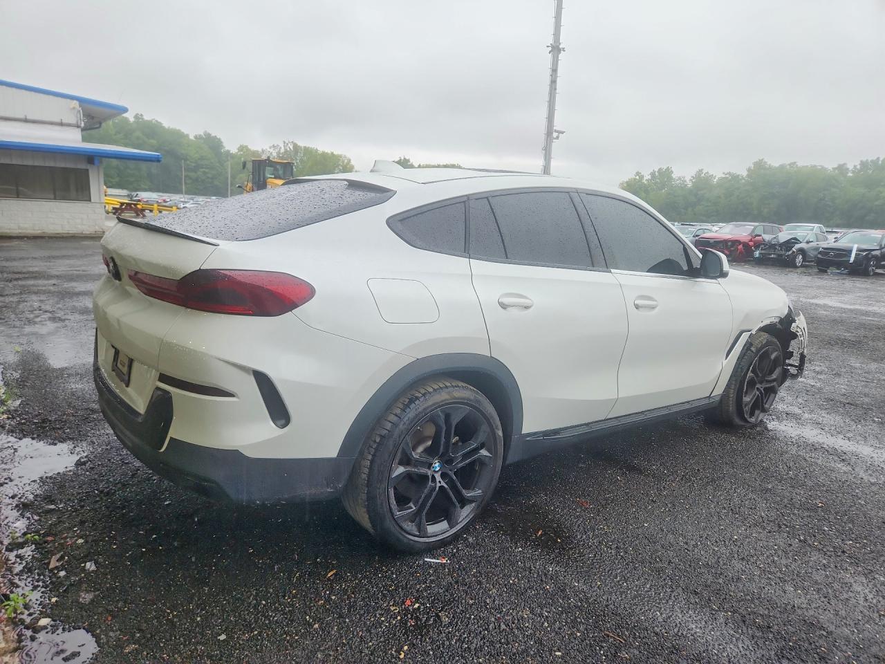 2020 BMW X6 xDrive40I - zdjęcie 3