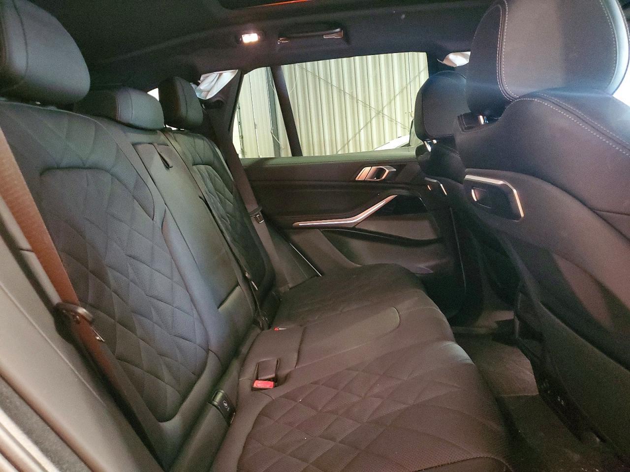 2024 BMW X5 xDrive40I - zdjęcie 11