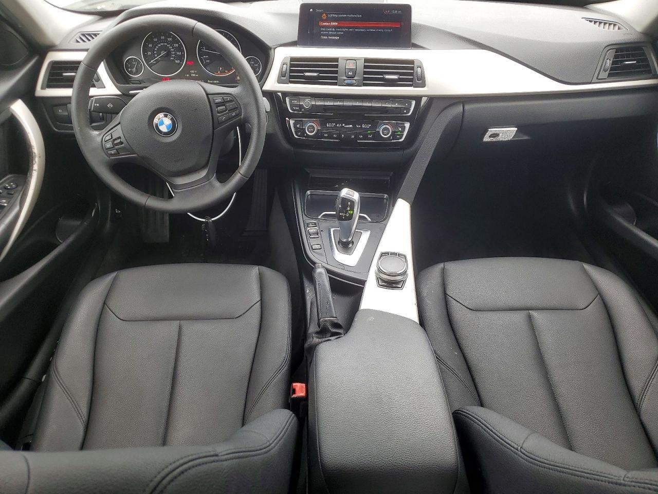 2018 BMW 320 Xi - zdjęcie 8