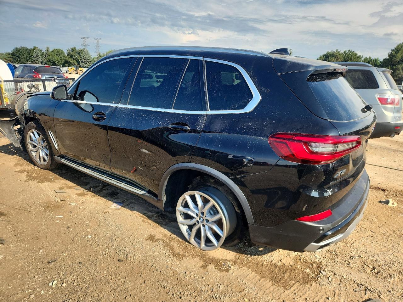 2020 BMW X5 xDrive50I - zdjęcie 2