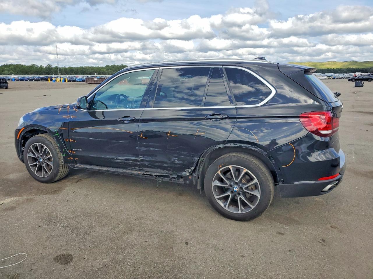 2018 BMW X5 xDrive35I - zdjęcie 2
