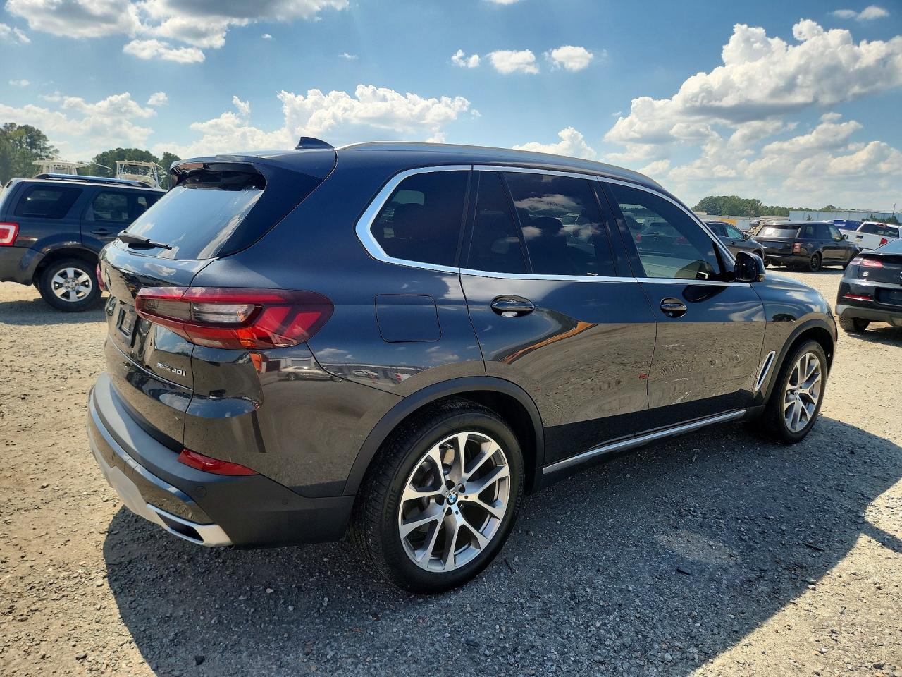 2021 BMW X5 Sdrive 40I - zdjęcie 3