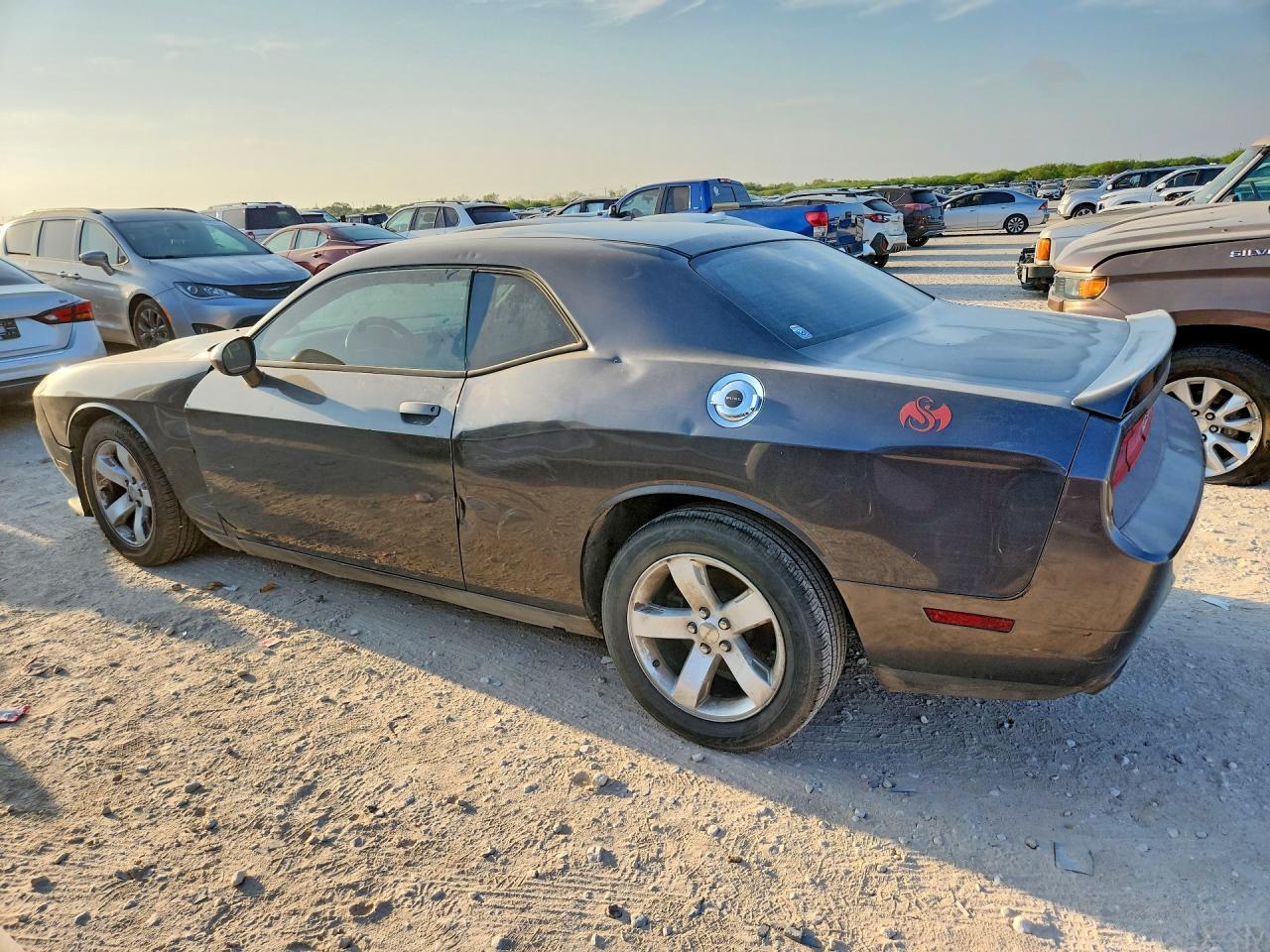 2014 Dodge Challenger Sxt - zdjęcie 2