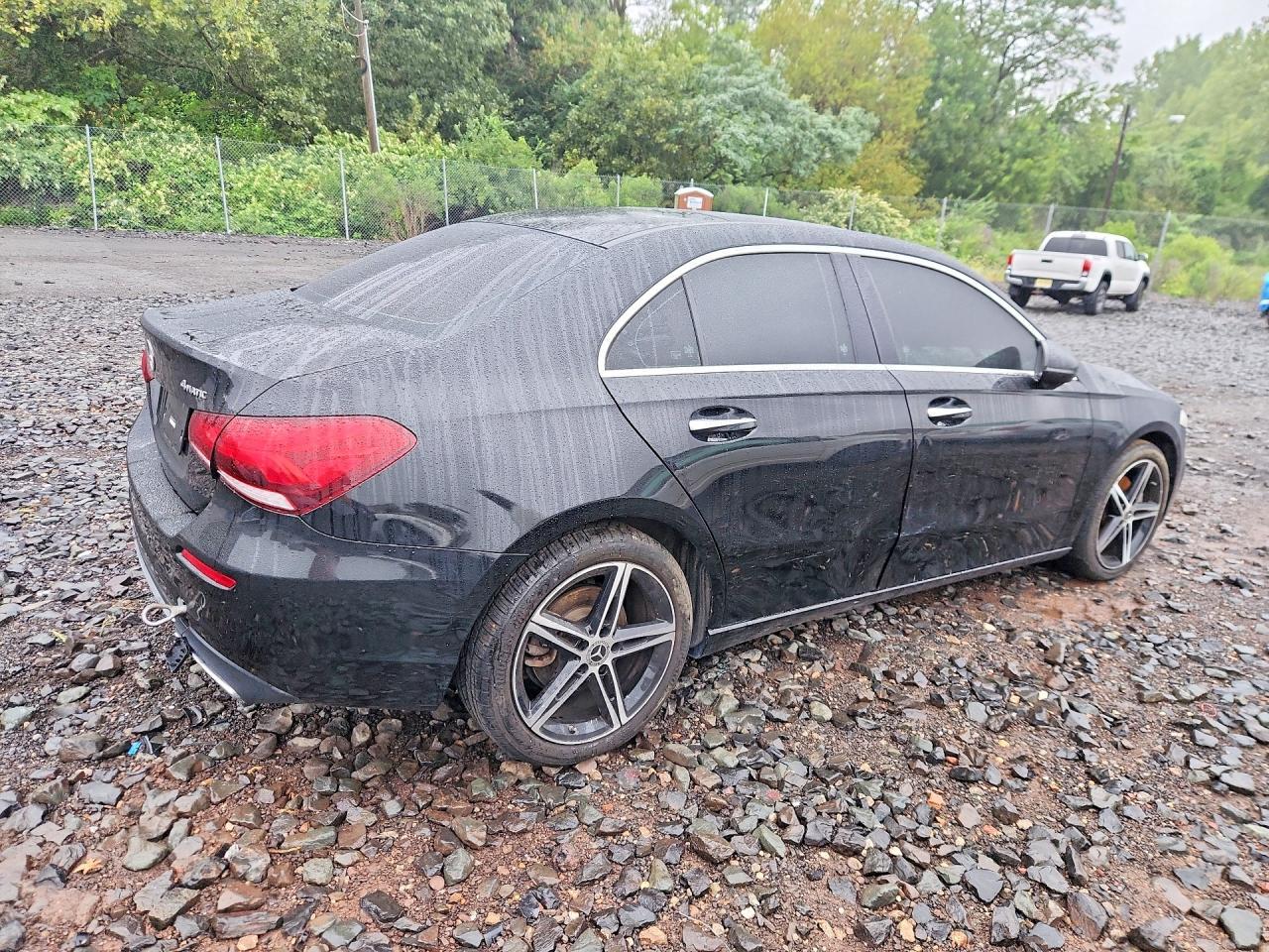 2021 Mercedes-Benz A 220 4Matic - zdjęcie 3
