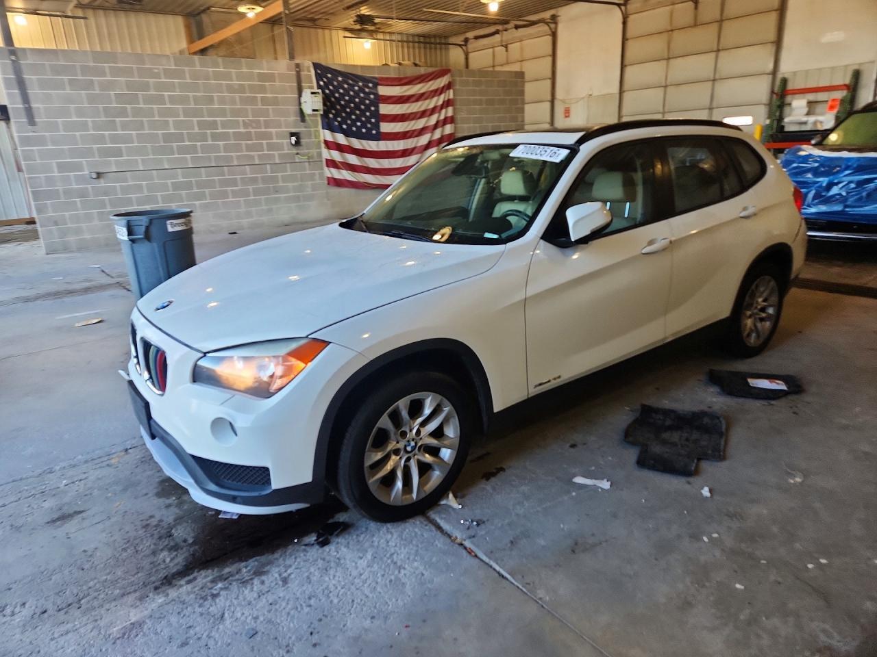 2015 BMW X1 xDrive28I - zdjęcie główne