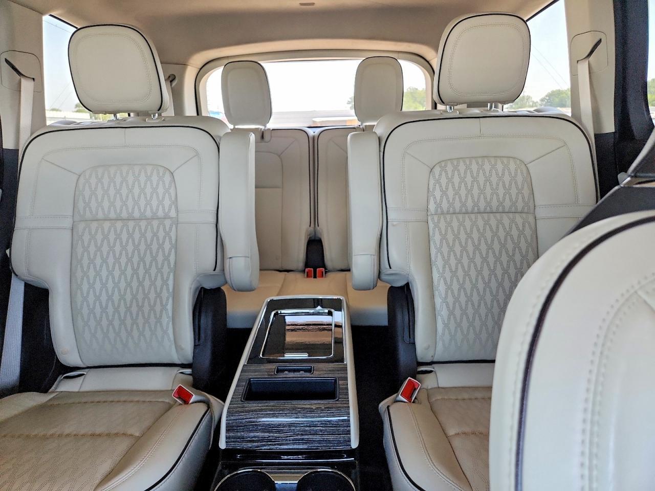 2021 Lincoln Aviator Black Label - zdjęcie 10