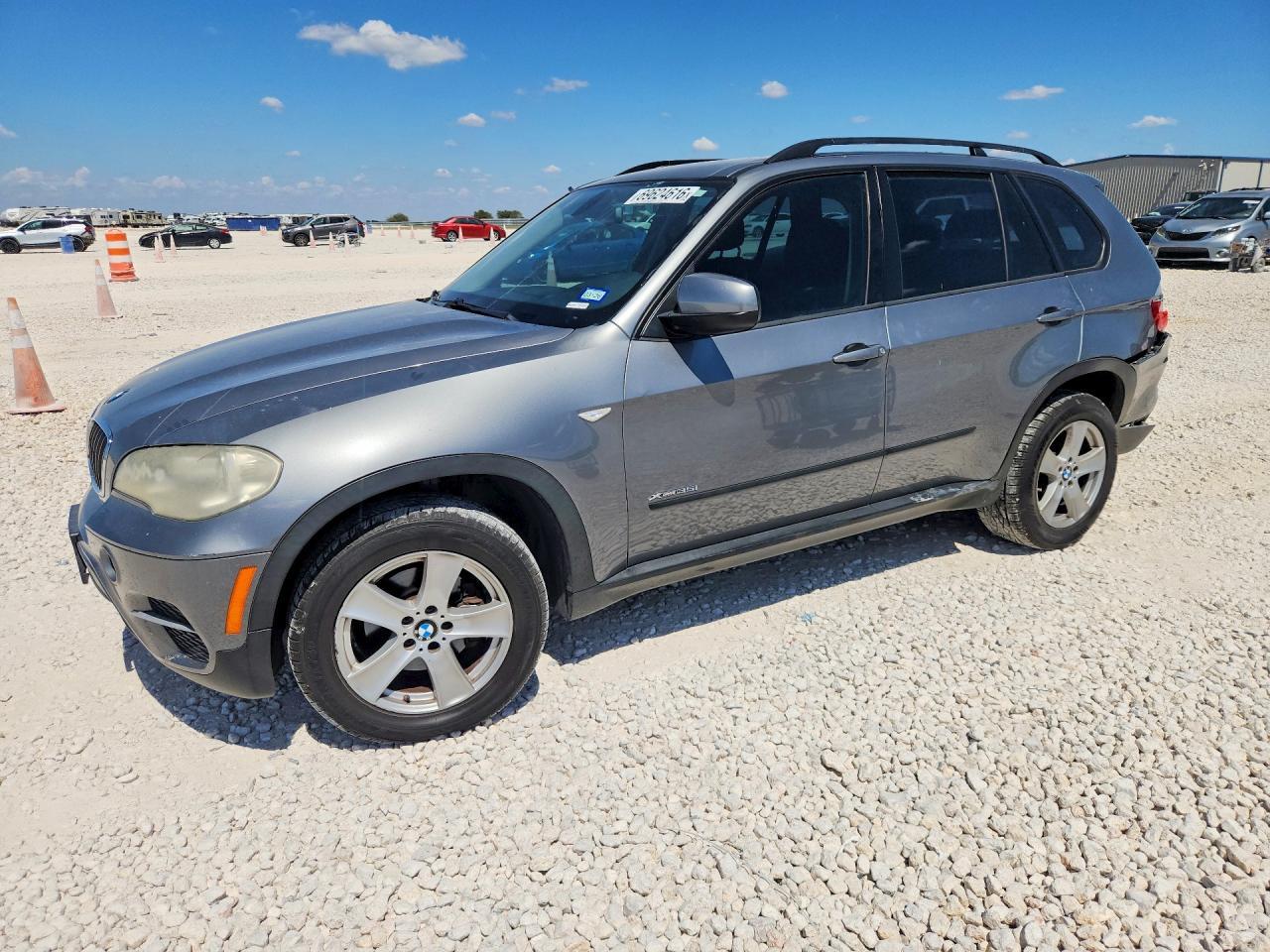 2013 BMW X5 xDrive35I - zdjęcie główne