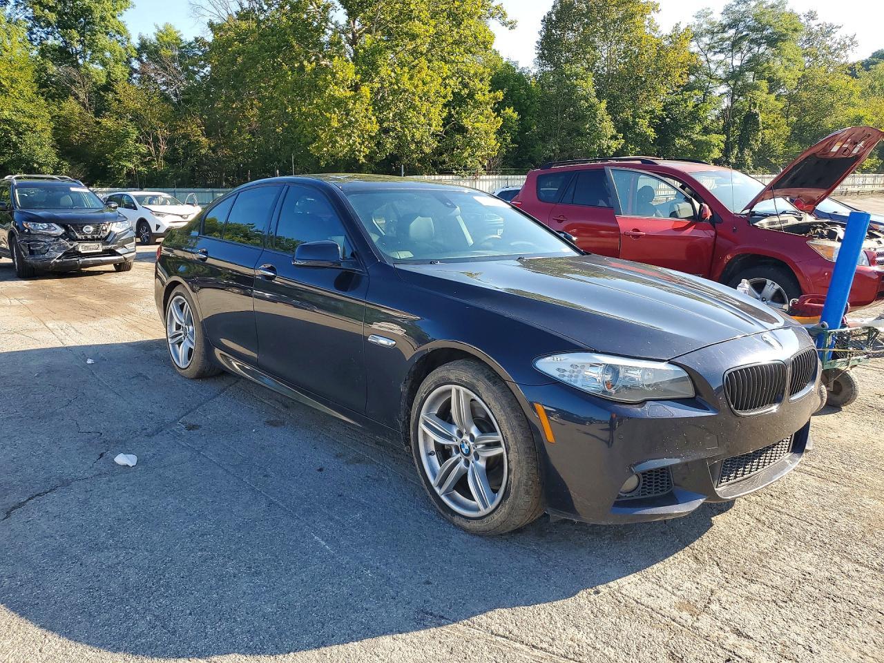 2013 BMW Seria 5 535i - zdjęcie 4
