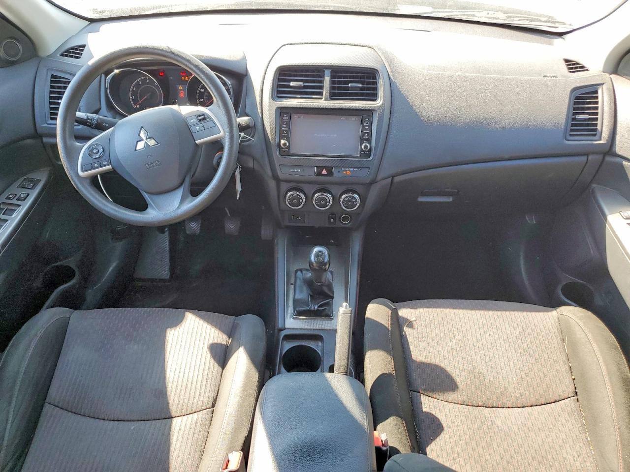 2018 Mitsubishi Outlander Sport Es - zdjęcie 8