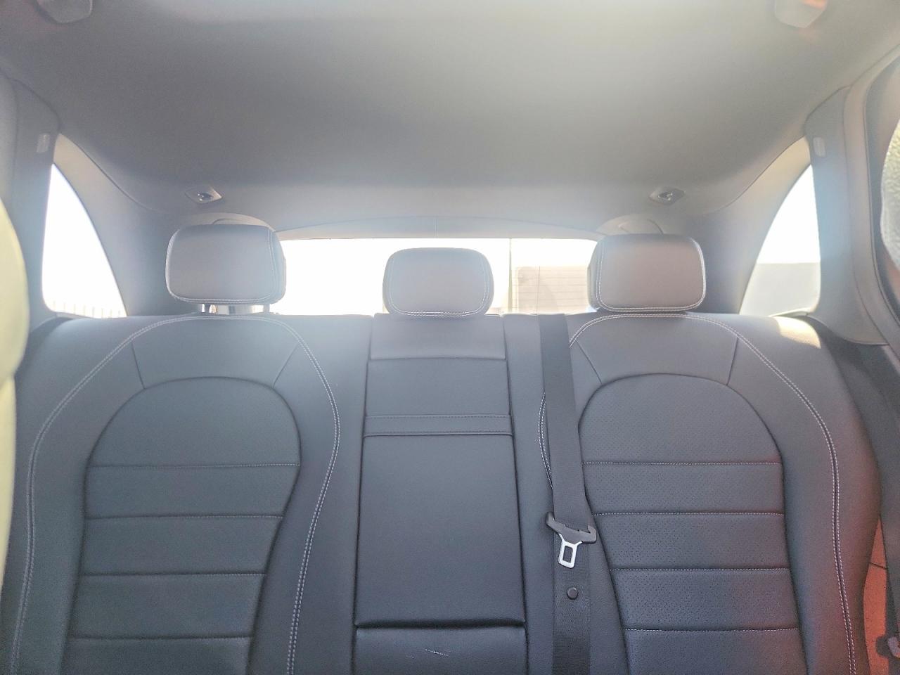 2017 Mercedes-Benz Glc 300 4Matic - zdjęcie 10