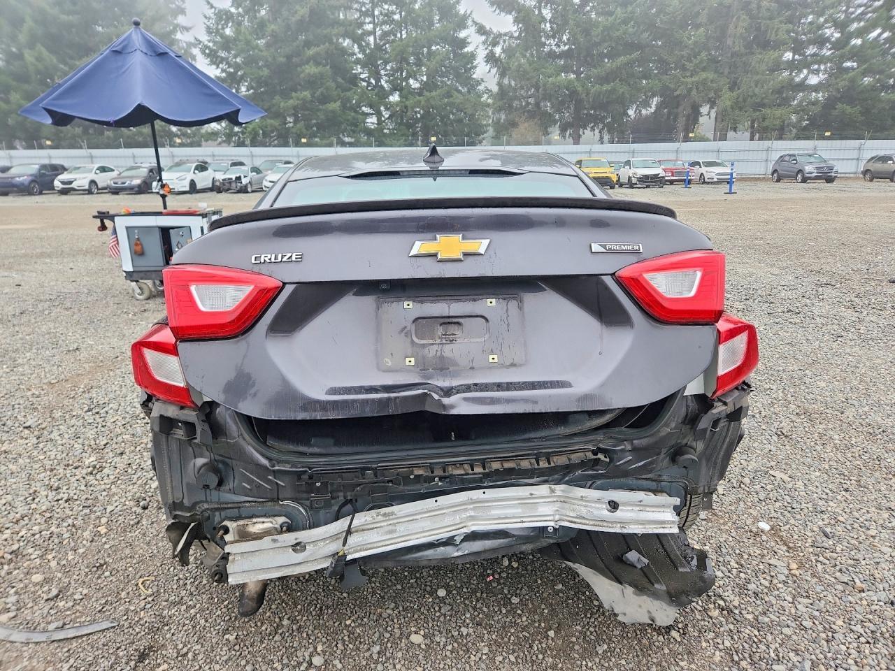 2017 Chevrolet Cruze Premier - zdjęcie 6