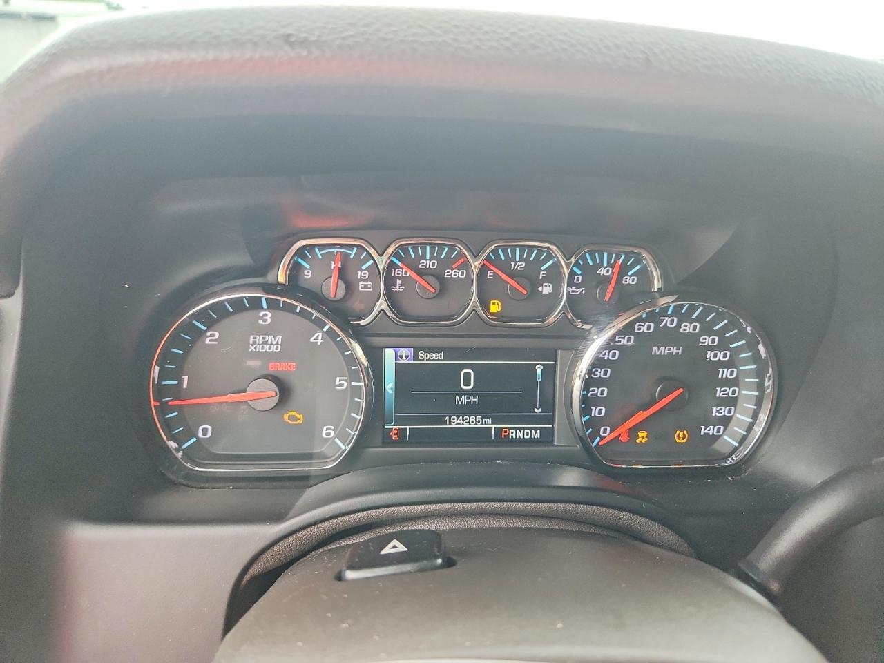 2015 Chevrolet Suburban C1500 Ltz - zdjęcie 9