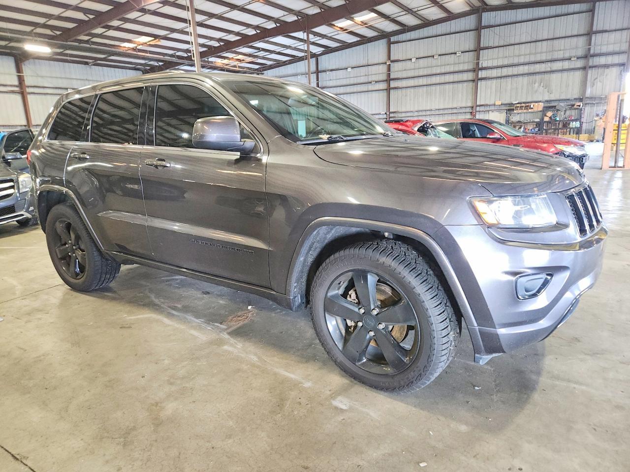 2015 Jeep Grand Cherokee Laredo - zdjęcie 4