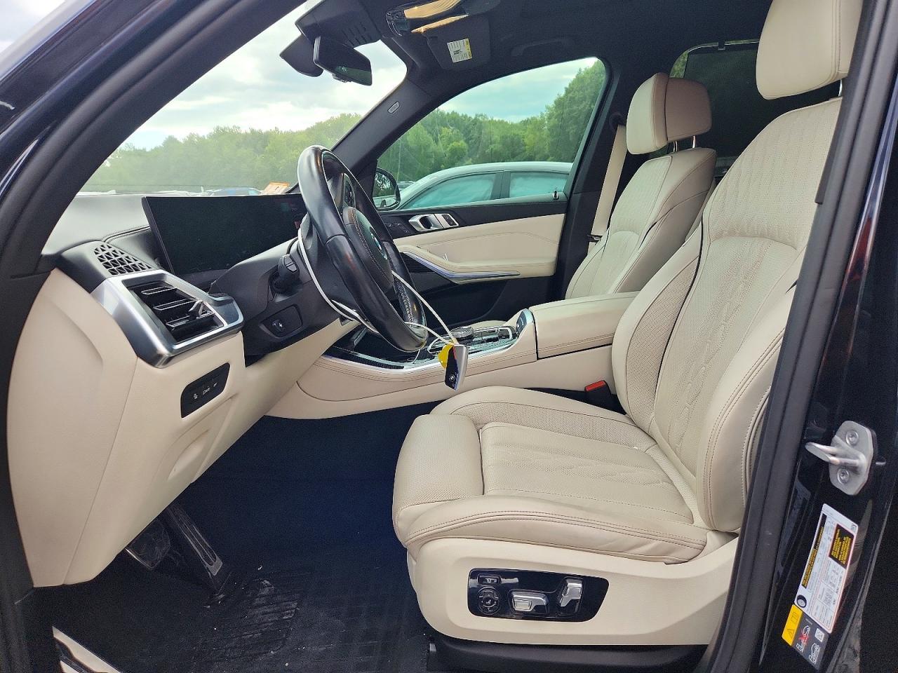 2024 BMW X5 xDrive50E - zdjęcie 7