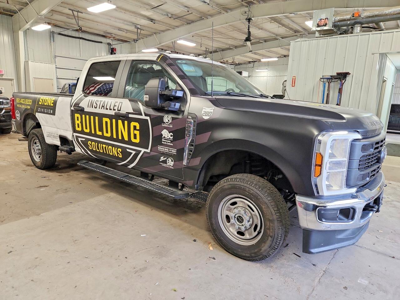 2024 Ford F250 Super Duty - zdjęcie 4