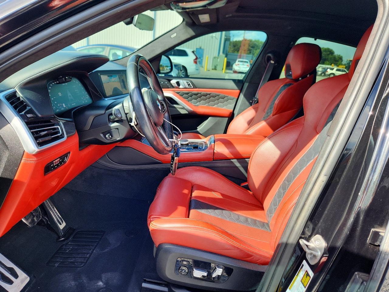 2022 BMW X6 M - zdjęcie 7