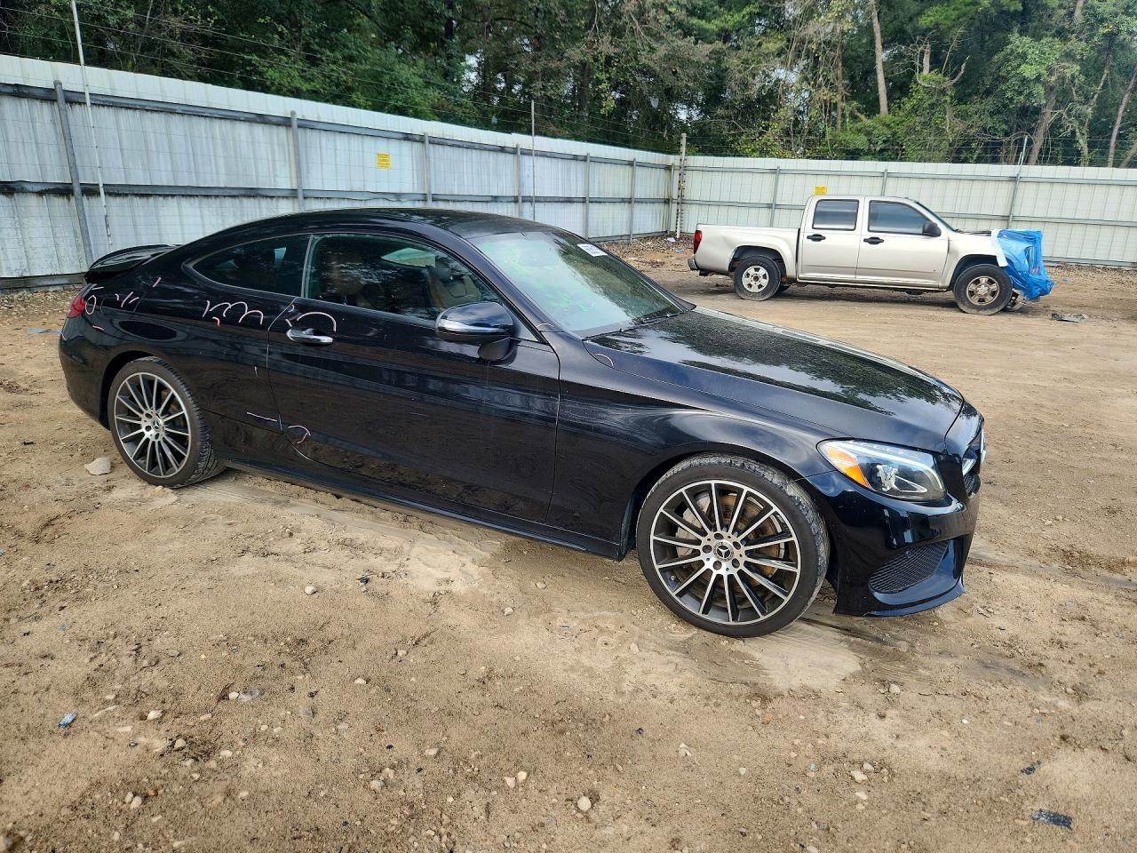 2018 Mercedes-Benz C 300 - zdjęcie 4