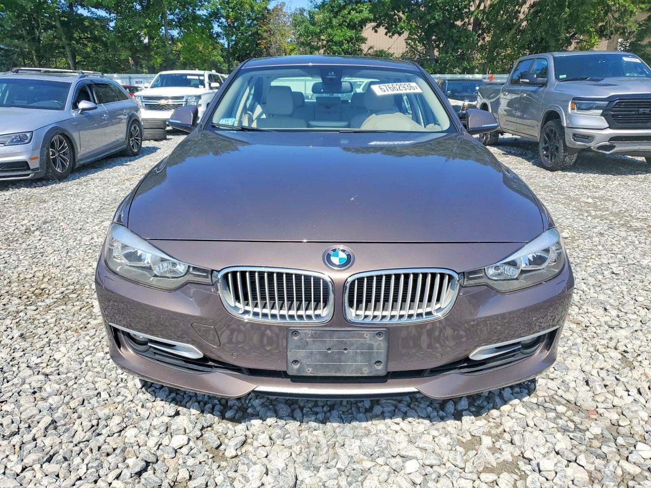2013 BMW 328 Xi - zdjęcie 5
