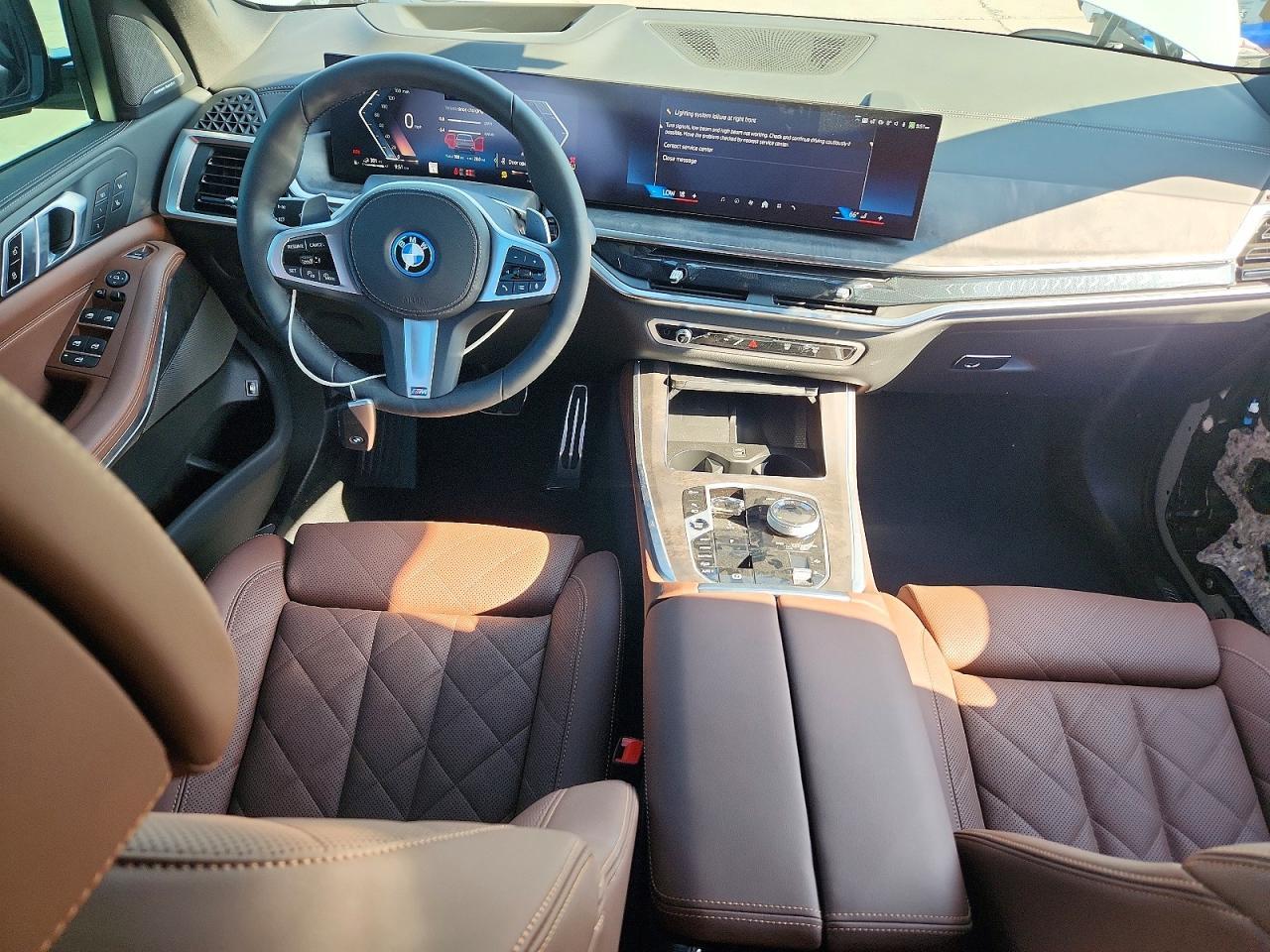 2026 BMW X5 xDrive50E - zdjęcie 8