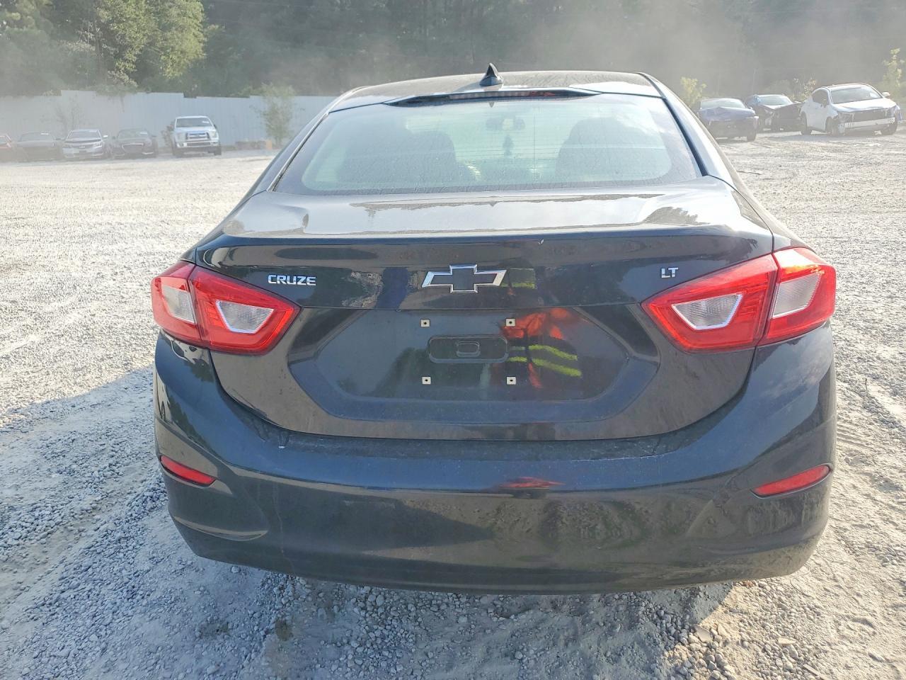 2018 Chevrolet Cruze Lt - zdjęcie 6