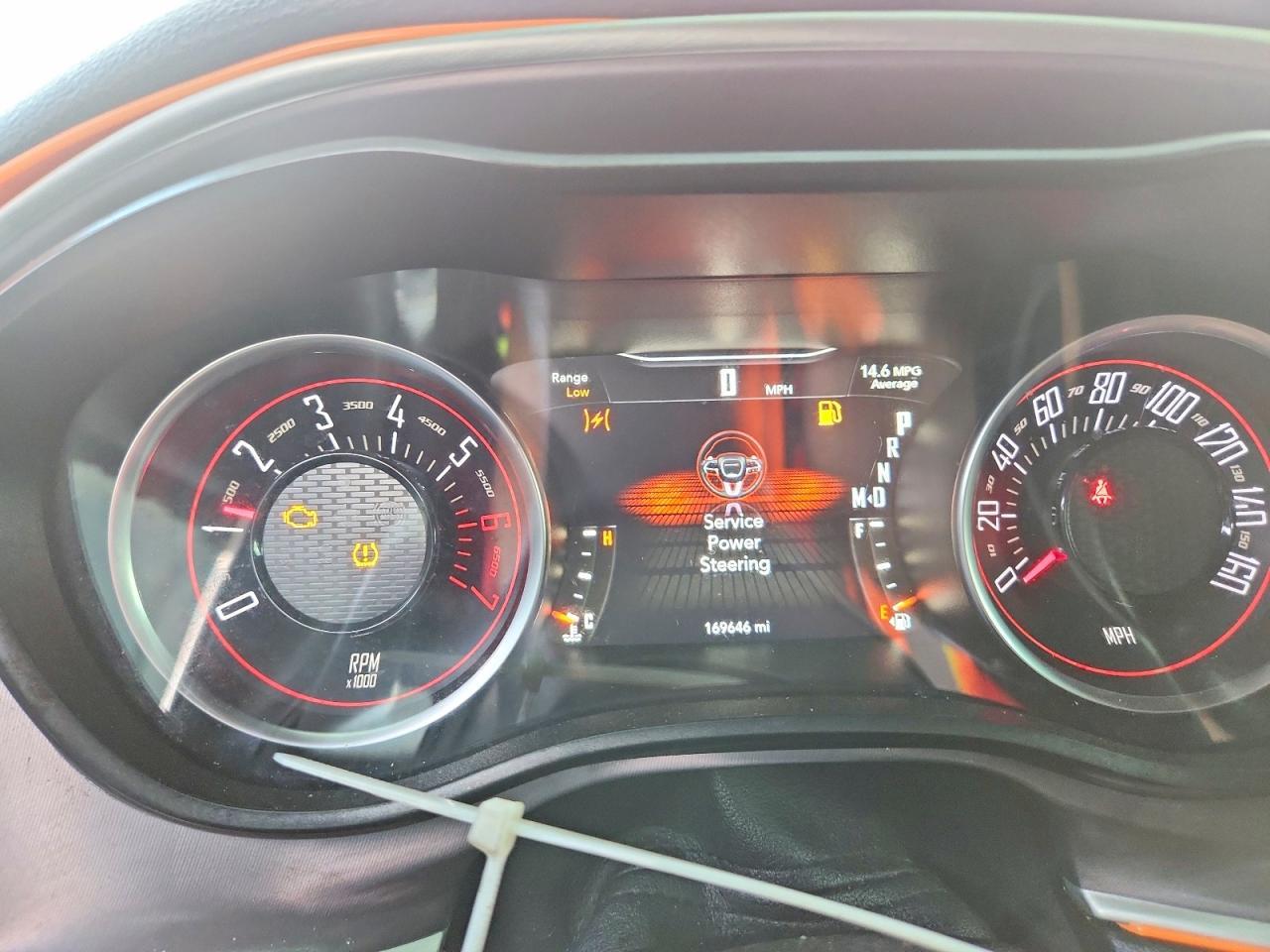 2019 Dodge Challenger R/T - zdjęcie 9