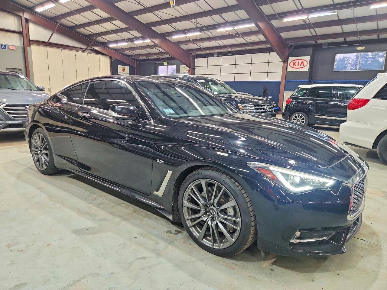 2017 Infiniti Q60 3.0T Sport - zdjęcie 4