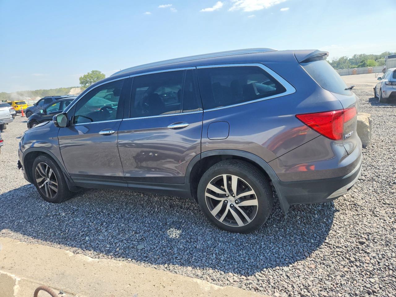 2018 Honda Pilot Elite - zdjęcie 2