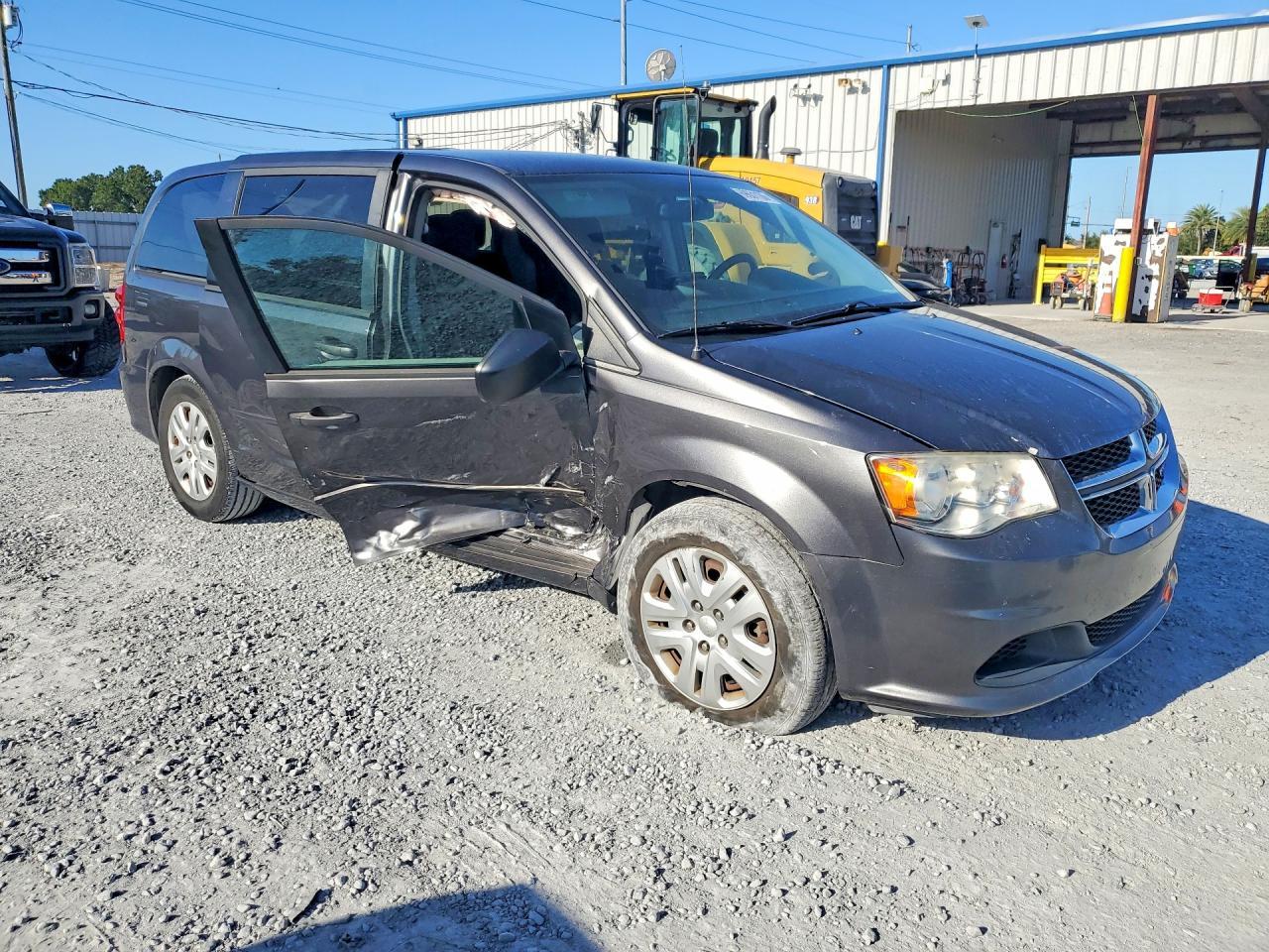 2016 Dodge Grand Caravan Se - zdjęcie 4