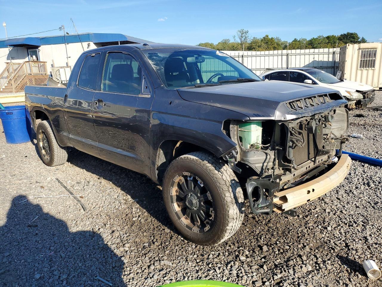2016 Toyota Tundra Sr5 - zdjęcie 4