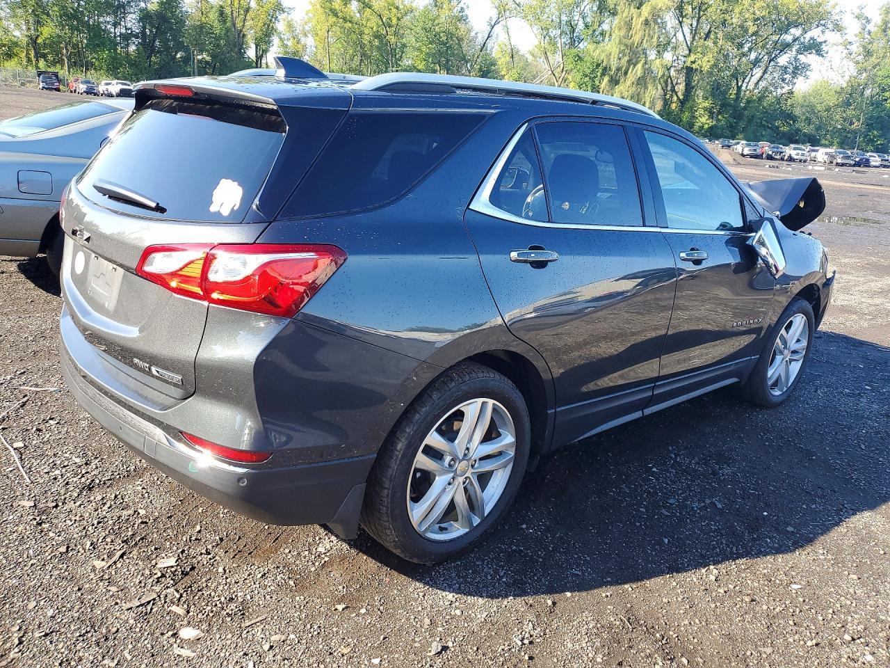 2018 Chevrolet Equinox Premier - zdjęcie 3