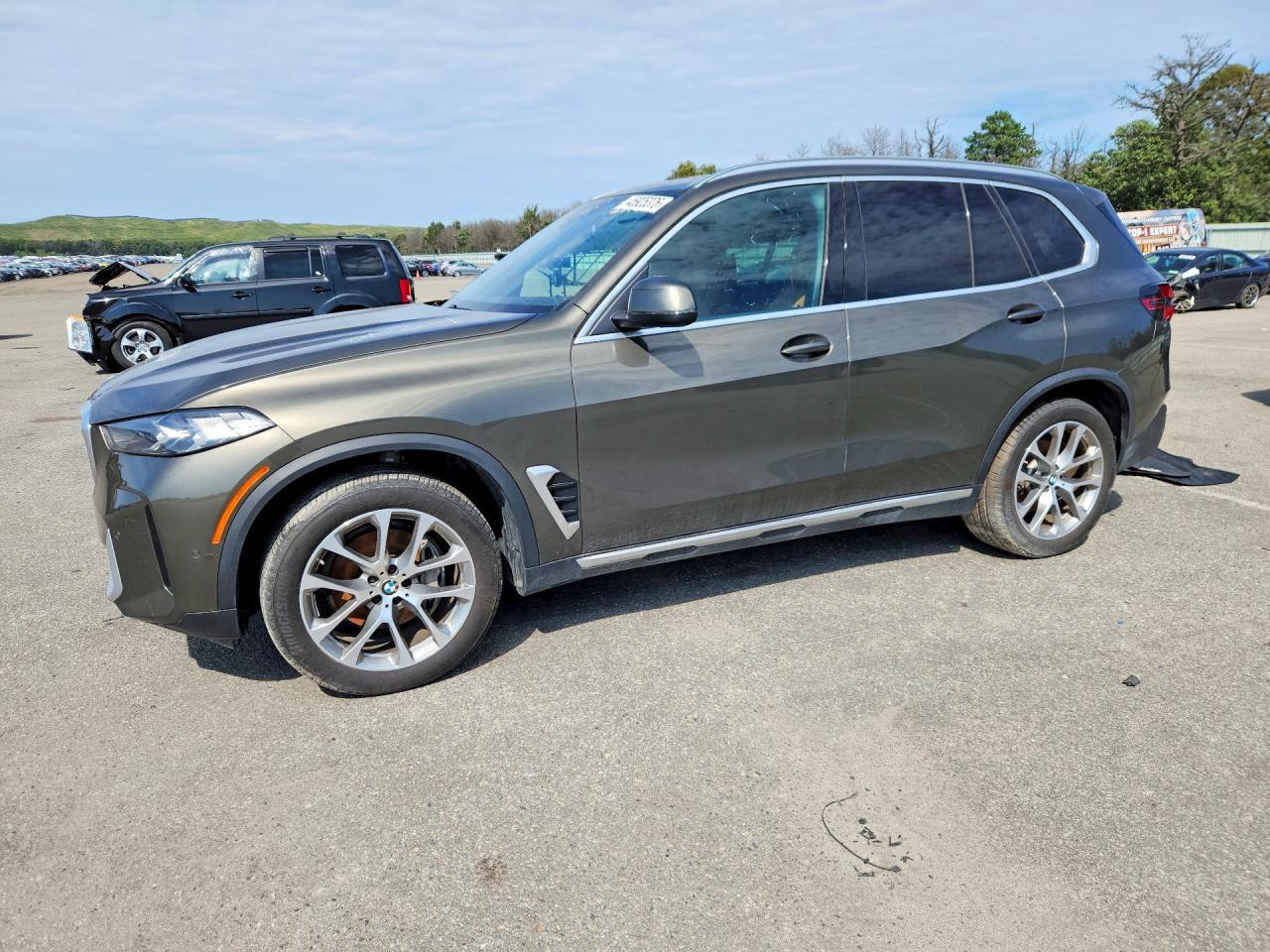 2024 BMW X5 xDrive40I - zdjęcie główne