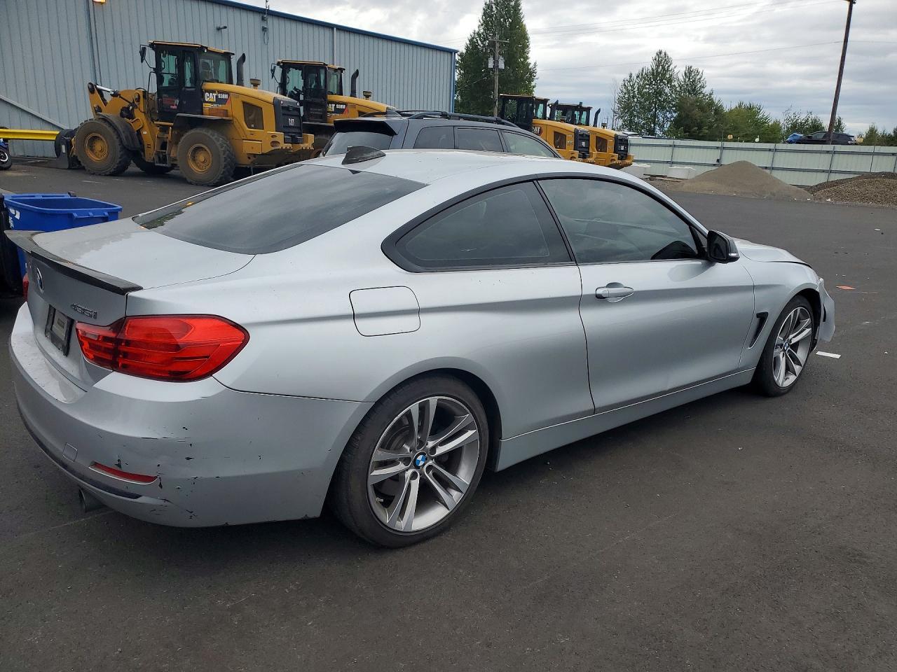 2014 BMW Seria 4 Coupe 435i - zdjęcie 3